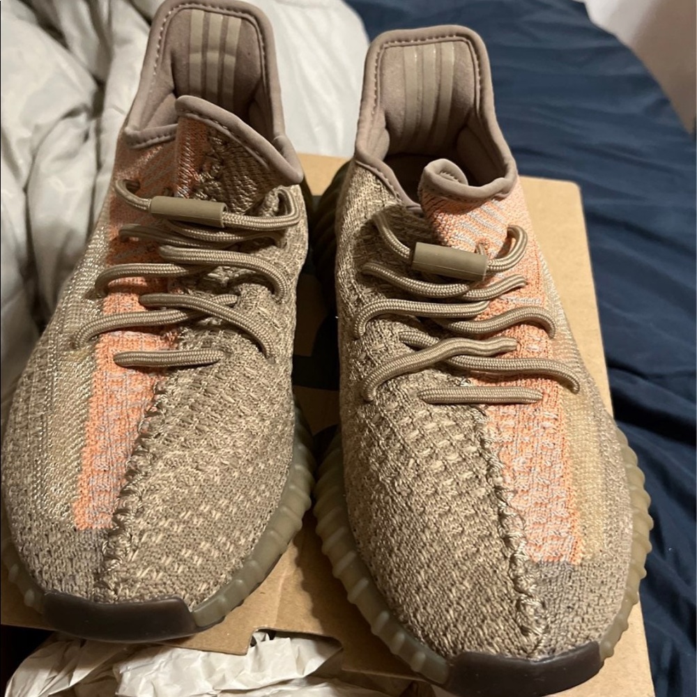Yeezy boost - Picture 2 of 6
